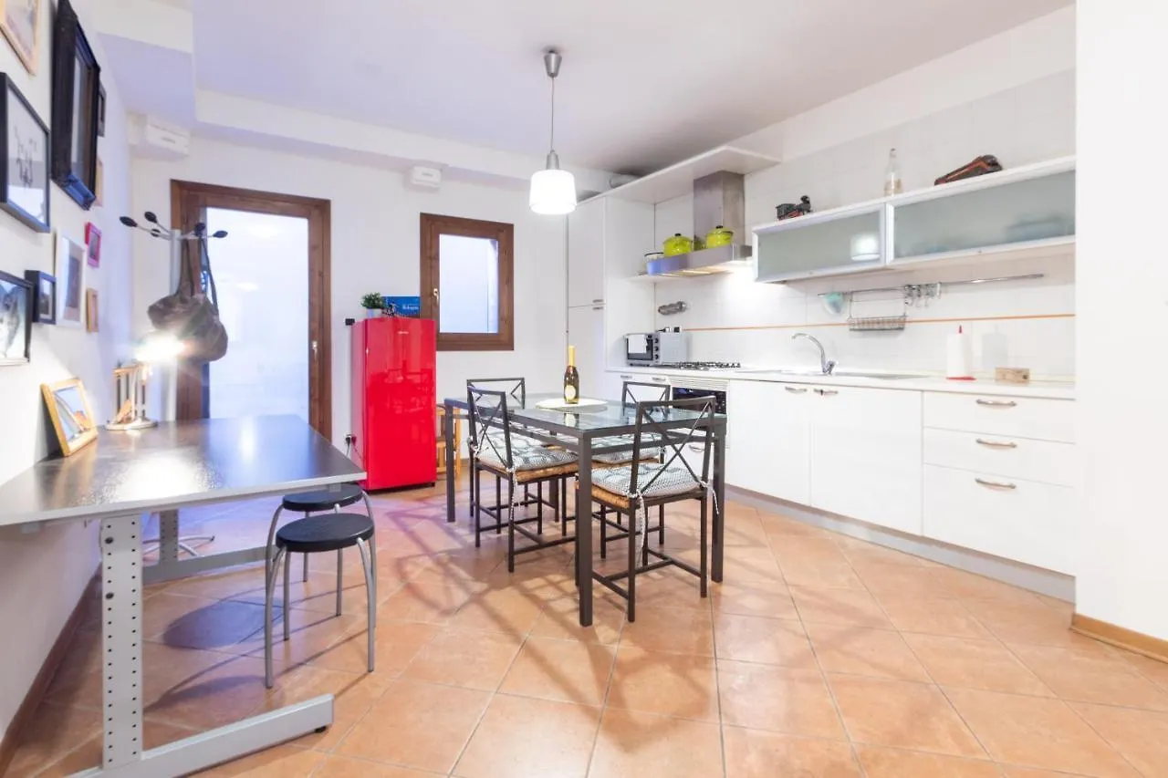 Realkasa Moline Apartment Bologna Italy